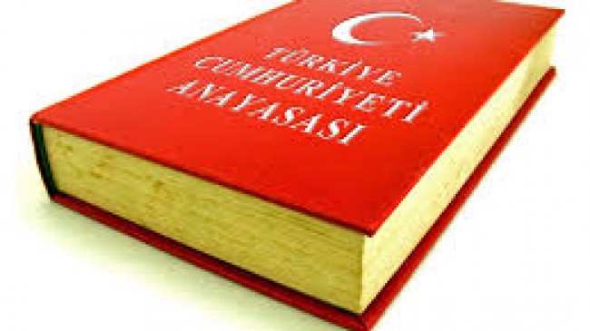 Anayasa’dan Çok Baba Yasa Değişmeli